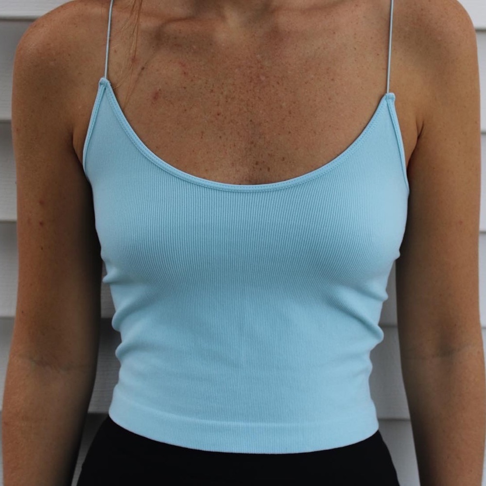Great stretchy material best used for hanging around the house or going out!